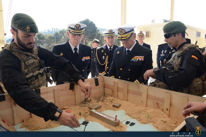 AJEMA visita la Fuerza de Guerra Naval Especial
